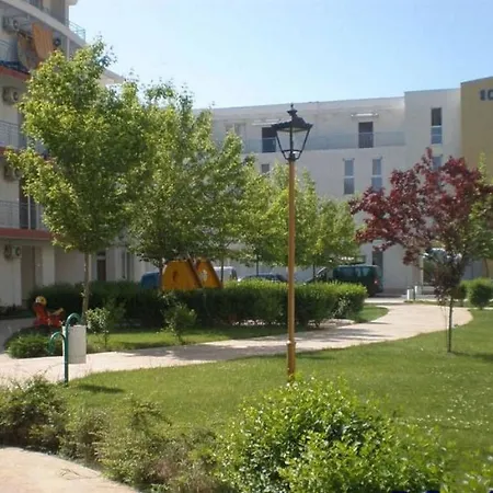 Lägenhet Sunny Day Slăntjev Brjag